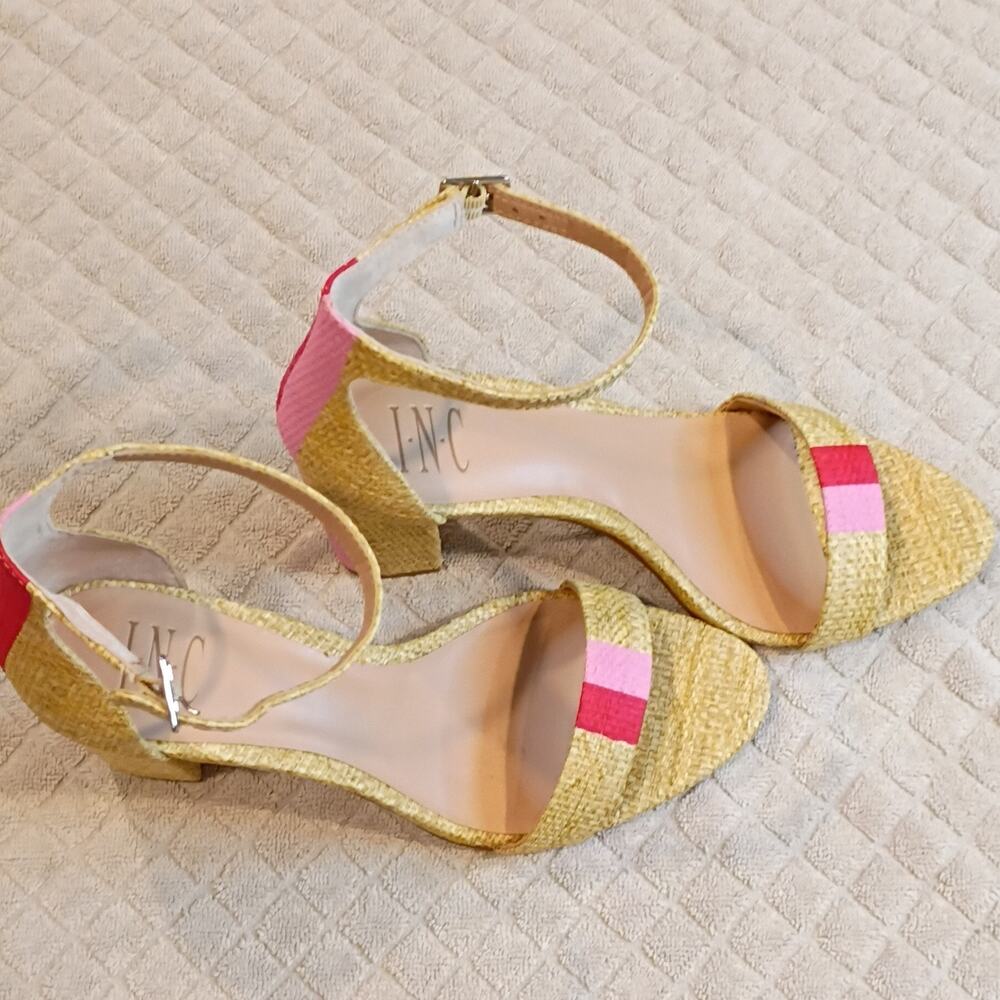 INC Women's Beige Straw Colorblock Ankle Strap Sandals Pink/Red Stripe Size 9